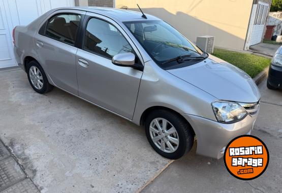 Autos - Toyota Etios 2018 Nafta 33500Km - En Venta