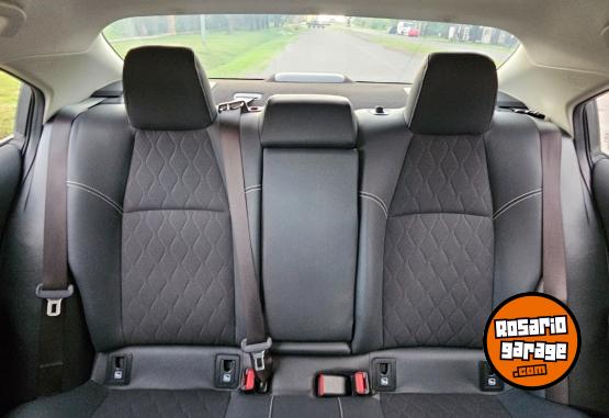 Autos - Toyota COROLLA 1.8 HYBRID 2024 Electrico / Hibrido 49000Km - En Venta