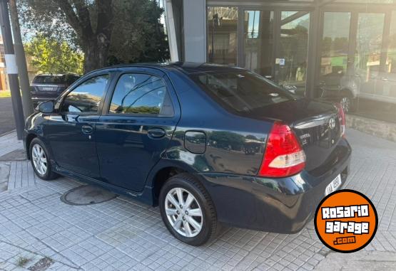Autos - Toyota ETIOS XLS 1.5N 2017 Nafta 160000Km - En Venta