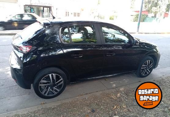 Autos - Peugeot 208 ALLIURE 1.6 2025 Nafta 28000Km - En Venta