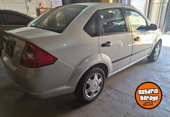 Autos - Ford Fiesta 2007 GNC 197000Km - En Venta