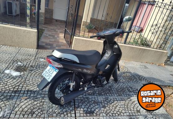 Motos - Motomel Blitz 2025 Nafta 100Km - En Venta
