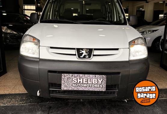 Utilitarios - Peugeot Partner 2018 Diesel 75000Km - En Venta