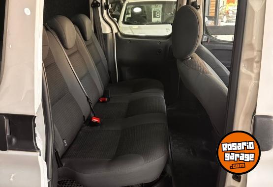 Utilitarios - Peugeot Partner 2018 Diesel 75000Km - En Venta