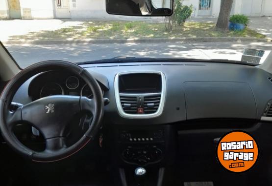Autos - Peugeot Compact 1.9 xs 2011 Diesel 141000Km - En Venta