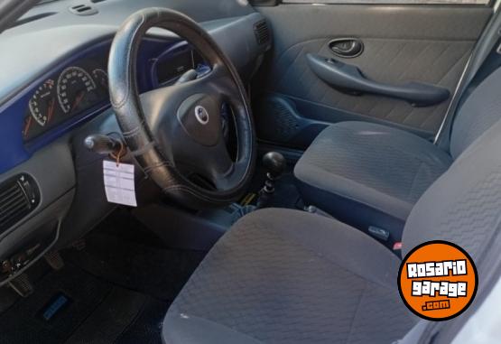 Autos - Fiat Palio 2004 Nafta 259900Km - En Venta
