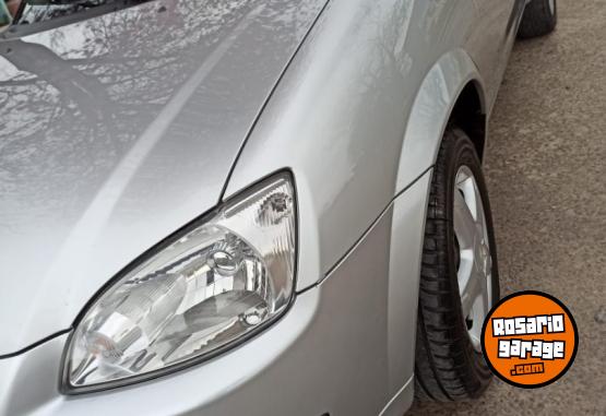 Autos - Ford CORSA 2014 GNC 189000Km - En Venta