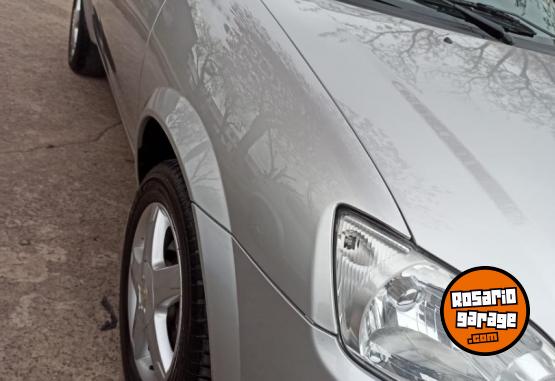 Autos - Ford CORSA 2014 GNC 189000Km - En Venta