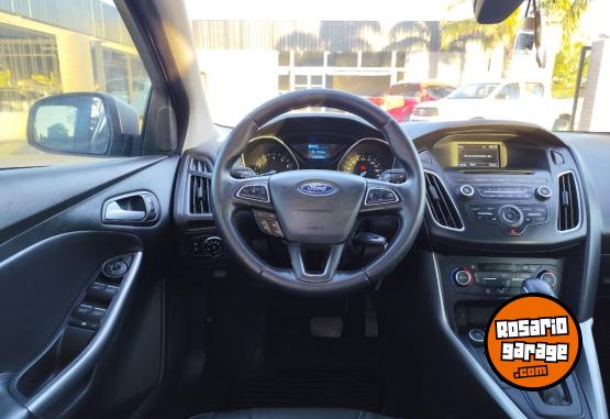 Autos - Ford Focus 4P 2.0L N SE Plus 2015 Nafta 132600Km - En Venta
