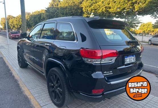Camionetas - Jeep grand cherokee overland 2018 Nafta 95000Km - En Venta