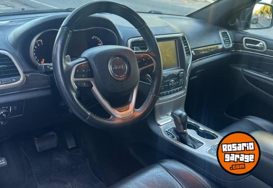 Camionetas - Jeep grand cherokee overland 2018 Nafta 95000Km - En Venta