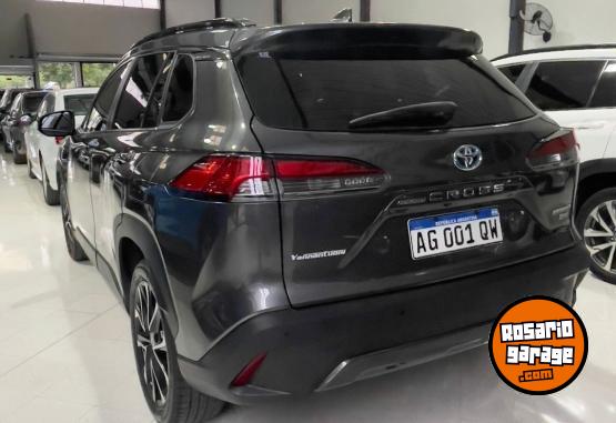 Autos - Toyota COROLLA CROSS SEG 2023 Electrico / Hibrido 73000Km - En Venta