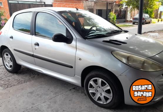 Autos - Peugeot 207 2012 Nafta 189000Km - En Venta