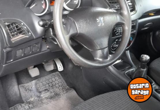 Autos - Peugeot 207 2012 Nafta 189000Km - En Venta