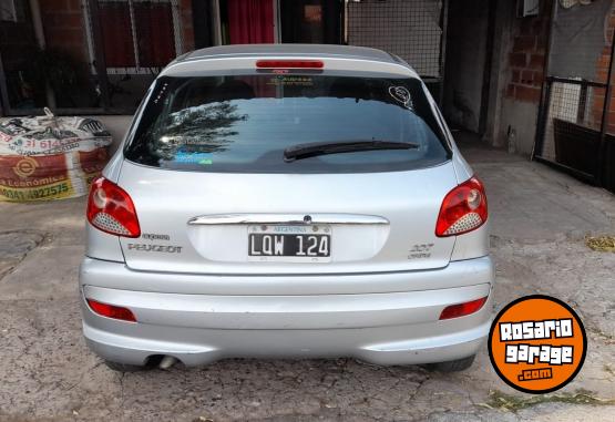 Autos - Peugeot 207 2012 Nafta 189000Km - En Venta