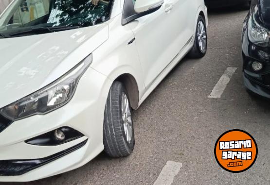 Autos - Fiat Cronos 2018 GNC 210000Km - En Venta