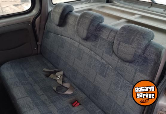 Utilitarios - Renault Kangoo 2008 Nafta 95Km - En Venta