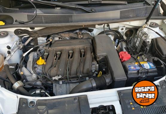 Autos - Renault Logan Privilege 16 V 2016 Nafta 91000Km - En Venta