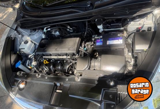 Autos - Hyundai Tucson 4x2 2013 Nafta 120000Km - En Venta