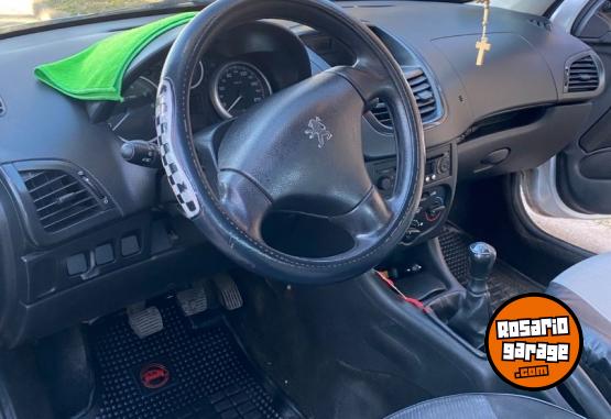 Autos - Peugeot 207 2011 Nafta 120000Km - En Venta
