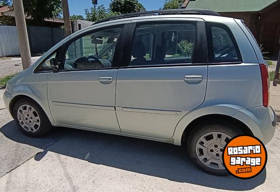 Autos - Fiat Idea 1.8 hlx 2006 Nafta 349000Km - En Venta