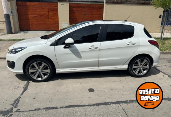 Autos - Peugeot 308 ALLURE+NAVEGADOR 2018 Diesel 27000Km - En Venta