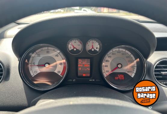 Autos - Peugeot 308 ALLURE+NAVEGADOR 2018 Diesel 27000Km - En Venta