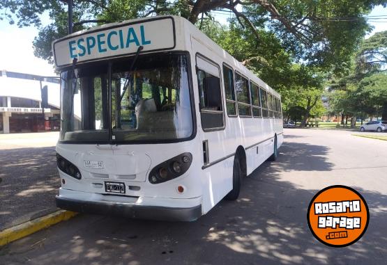 Camiones y Gr�as - Colectivo M B 1722 - En Venta