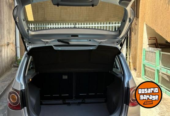 Autos - Volkswagen Suran Trendline 2009 Nafta 40200Km - En Venta