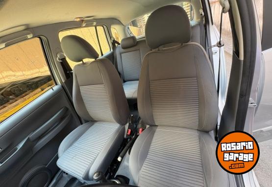 Autos - Volkswagen Suran Trendline 2009 Nafta 40200Km - En Venta