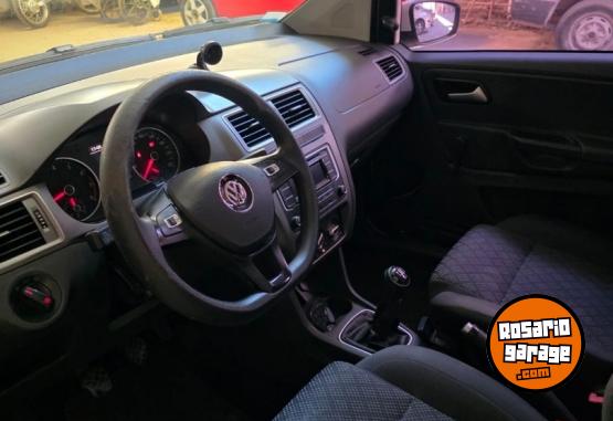 Autos - Peugeot 308 Allure con navegador. 2014 Nafta 130000Km - En Venta