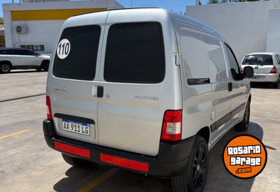 Autos - Peugeot Partner Hdi 2017 Diesel 160000Km - En Venta