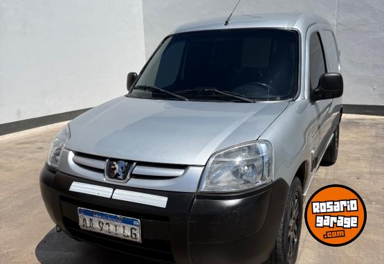 Autos - Peugeot Partner Hdi 2017 Diesel 160000Km - En Venta