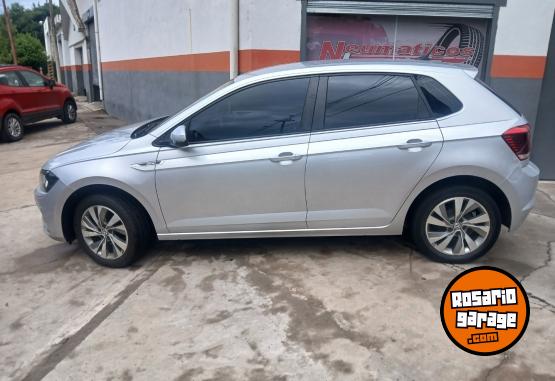 Autos - Volkswagen Polo higlaine 2018 Nafta 75000Km - En Venta