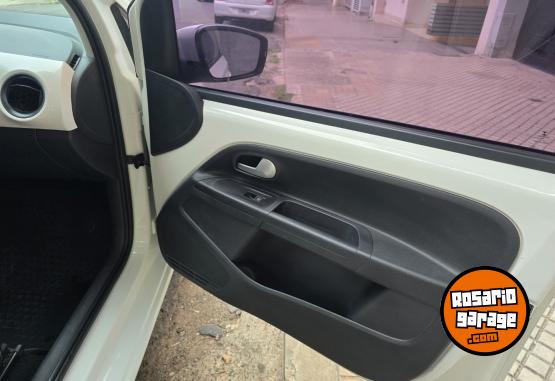 Autos - Volkswagen UP High 2016 Nafta 124000Km - En Venta