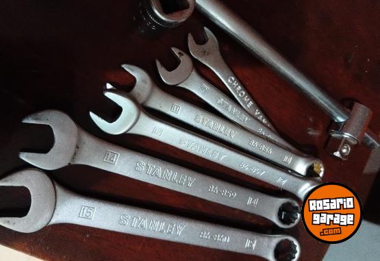 Herramientas - Juego llaves Stanley + - En Venta