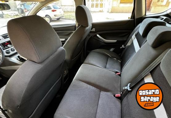 Camionetas - Ford Kuga 2011 Nafta 172000Km - En Venta