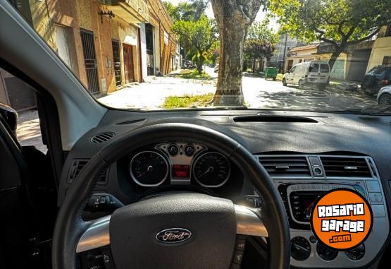 Camionetas - Ford Kuga 2011 Nafta 172000Km - En Venta