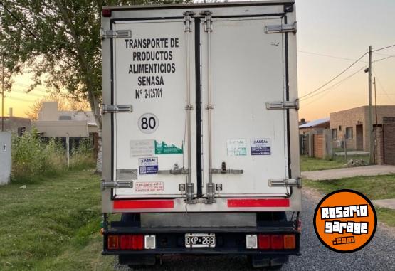 Camiones y Gr�as - Iveco 4910. Con equipo de fr�o. - En Venta