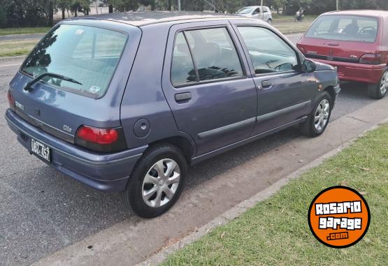 Autos - Renault Clio 1994 Nafta 283000Km - En Venta