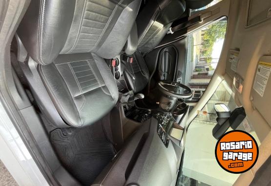 Autos - Ford Fiesta kinetic 2015 Nafta 98000Km - En Venta