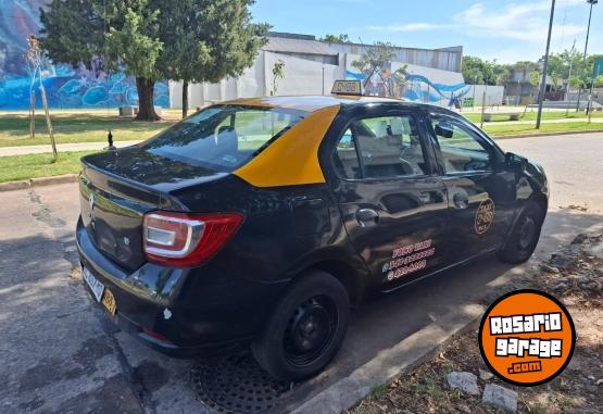 Autos - Renault Logan 2018 GNC 111111Km - En Venta