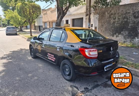 Autos - Renault Logan 2018 GNC 111111Km - En Venta