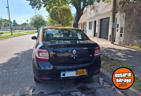 Autos - Renault Logan 2018 GNC 111111Km - En Venta