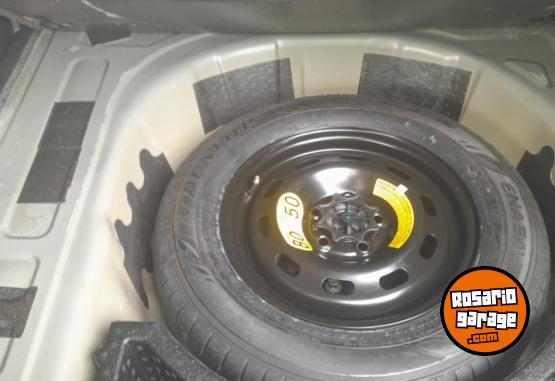 Autos - Volkswagen Virtus highline 2020 Nafta 80000Km - En Venta