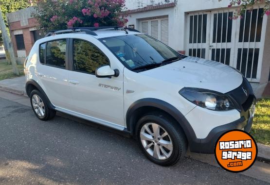 Autos - Renault Sandero Stepway 2015 Nafta 115000Km - En Venta