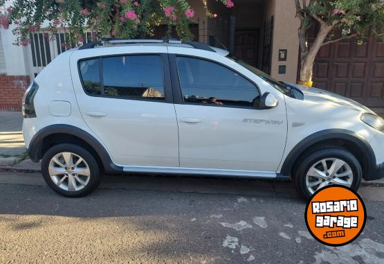 Autos - Renault Sandero Stepway 2015 Nafta 115000Km - En Venta