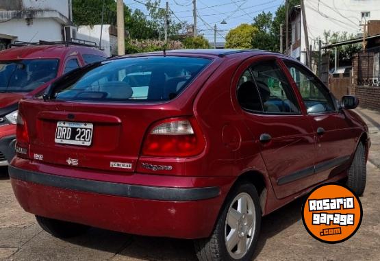 Autos - Renault Megane 2001 Nafta 186300Km - En Venta