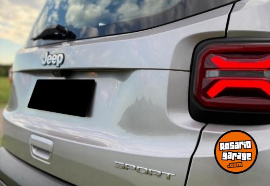 Camionetas - Jeep Renegade 1.8 Sport 2023 Nafta 25000Km - En Venta
