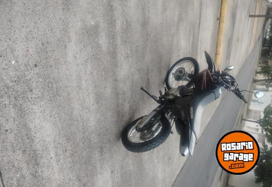 Motos - Honda Tornado XR 250 2015 Nafta 16500Km - En Venta
